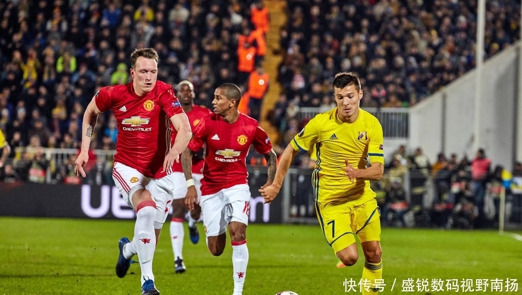 人在画中跑 人在画中跑