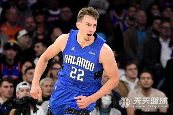 国脚曾以高 国脚曾以高